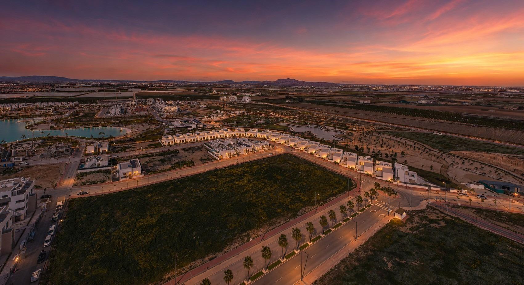 Villa en Torre-Pacheco, Murcia, España 3 dormitorios, 241 m2 No. 183504