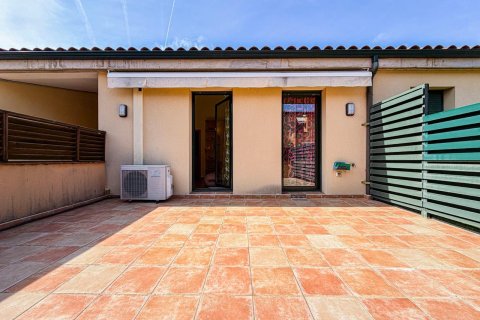 Bliźniak w Lloret de Mar, Girona, Hiszpania 4 sypialnie, 169 mkw. nr 183505 – zdjęcie 16