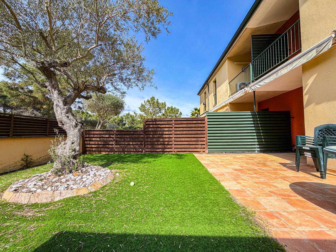 Duplex in Lloret de Mar, Girona, Spain 4 bedrooms, 169 sq.m. No. 183505