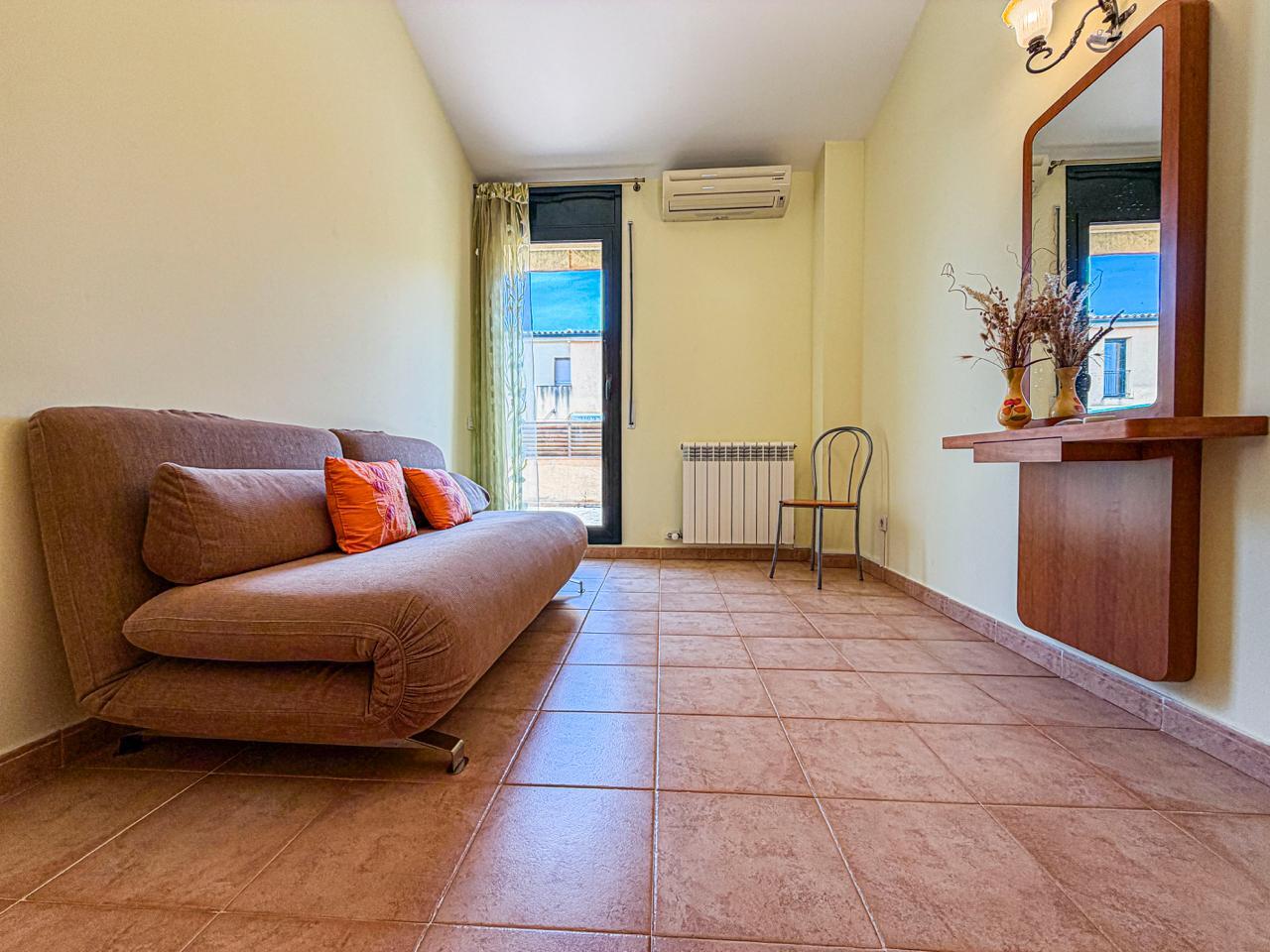 Duplex in Lloret de Mar, Girona, Spain 4 bedrooms, 169 sq.m. No. 183505