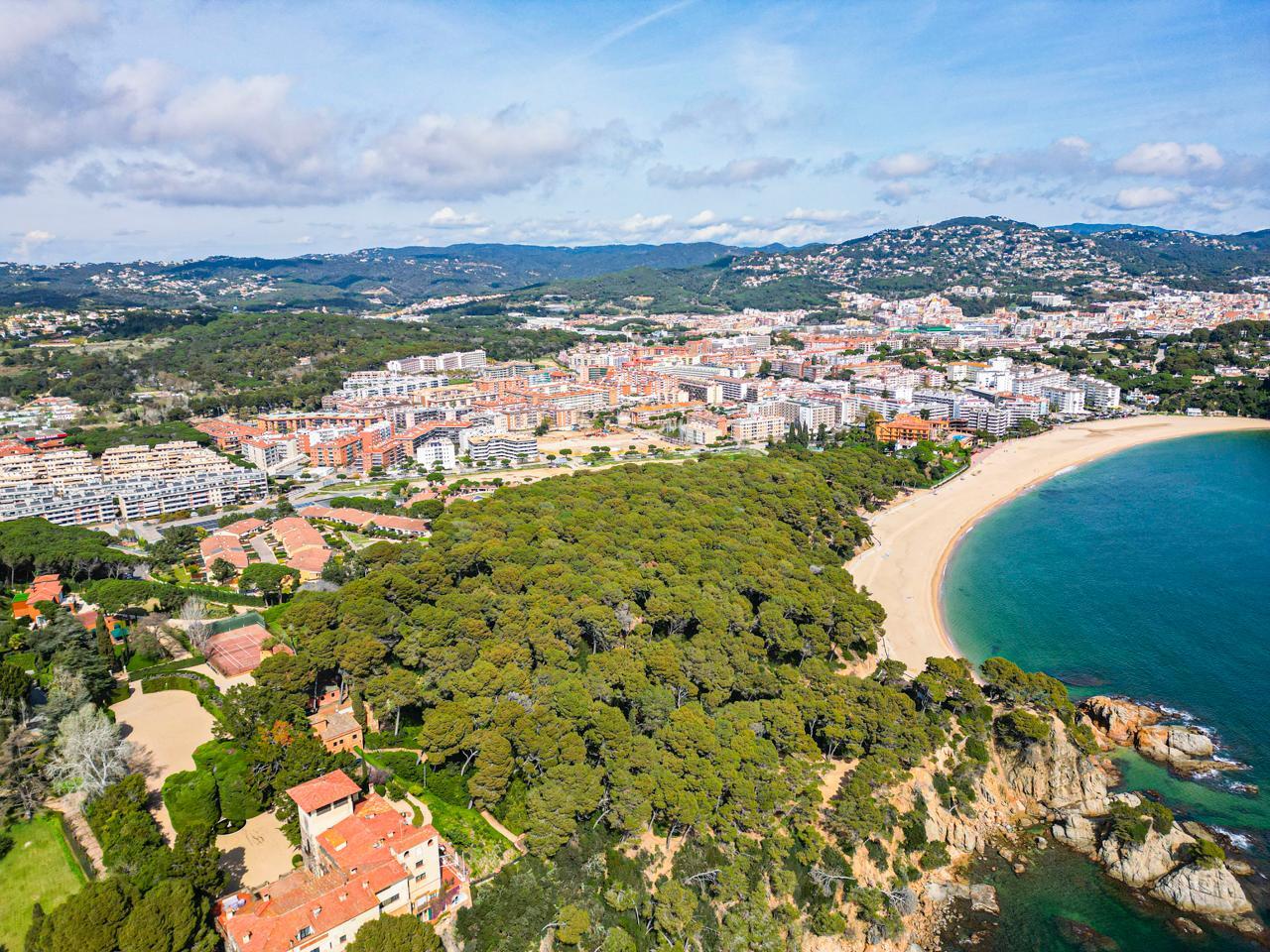 Duplex in Lloret de Mar, Girona, Spain 4 bedrooms, 169 sq.m. No. 183505