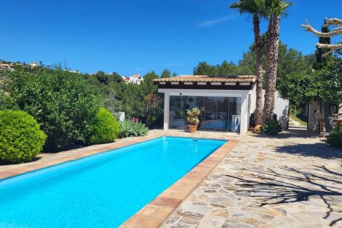 Villa till salu i Agost, Alicante, Spanien 2 sovrum, 177 kvm. Nr. 180282 - foto 27