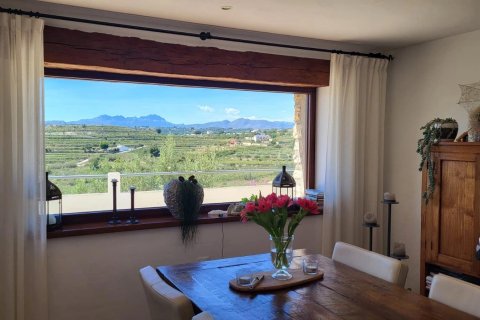 Villa till salu i Agost, Alicante, Spanien 2 sovrum, 177 kvm. Nr. 180282 - foto 4