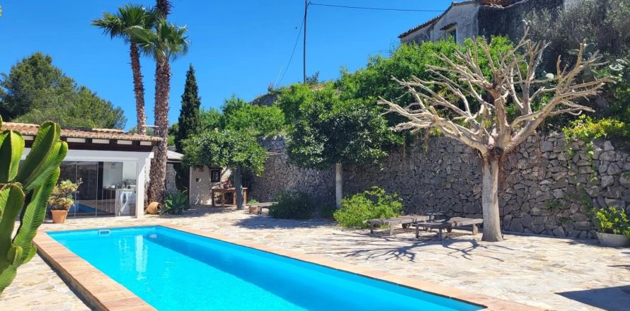 Villa i Agost, Alicante, Spanien 2 sovrum, 177 kvm. Nr. 180282