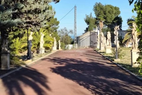 Villa zum Verkauf in La Nucia, Alicante, Spanien 14 Schlafzimmer, 1000 m2 Nr. 180281 - Foto 4