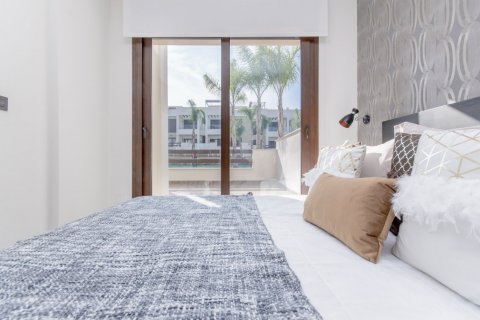 Bungalo pārdošanā Los Balcones, Alicante, Spānijā 2 istabas, 63 m2 Nr. 114221 - attēls 11
