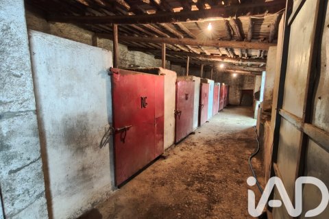 House for sale in Salamanca, Spain 450 sq.m. No. 185273 - photo 12
