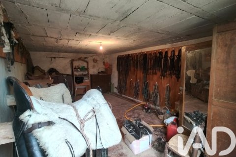 House for sale in Salamanca, Spain 450 sq.m. No. 185273 - photo 9