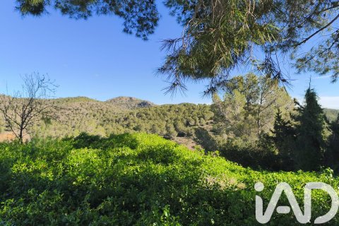 Parcela en venta en La Bisbal Del Penedes, Tarragona, España 636 m2 No. 185272 - foto 2