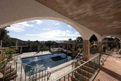 Dom w Santa Cristina d'Aro, Girona, Hiszpania 5 sypialni, 627 mkw. nr 177144 – zdjęcie 18