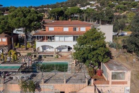 Dom w Santa Cristina d'Aro, Girona, Hiszpania 5 sypialni, 627 mkw. nr 177144 – zdjęcie 2