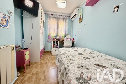 Casa adosada en venta en Tavernes de la Valldigna, València, España 3 dormitorios, 94 m2 No. 187996 - foto 24