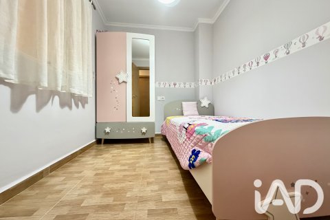 Casa adosada en venta en Tavernes de la Valldigna, València, España 3 dormitorios, 94 m2 No. 187996 - foto 23