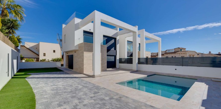 Сasa en Torrevieja, Alicante, España 4 dormitorios, 238.02 m2 No. 175774