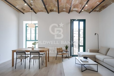 Apartamento en Barcelona, España 3 dormitorios, 82 m2 No. 157571