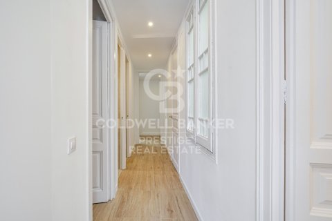 Apartamento en venta en Barcelona, España 3 dormitorios, 82 m2 No. 157571 - foto 21