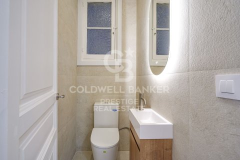 Huoneisto myytävänä Barcelona, Espanja, 3 makuuhuonetta, 82 m2 No. 157571 - kuva 17