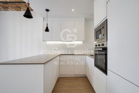Huoneisto myytävänä Barcelona, Espanja, 3 makuuhuonetta, 82 m2 No. 157571 - kuva 8