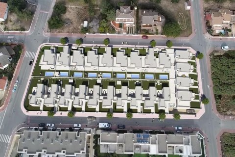 Townhouse à vendre à Roda de Berà, Tarragona, Espagne, 4 chambres, No. 141268 - photo 14