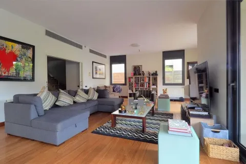 Продажа дома в Барселона, Испания 7 спален, №141266 - фото 10