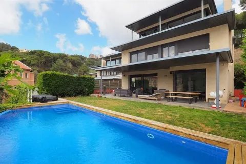 Продажа дома в Барселона, Испания 7 спален, №141266 - фото 1