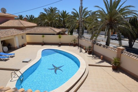 Villa en venta Cabo Roig, Alicante, España 276 m2 No. 116472 - foto 3