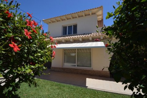 Villa en venta Cabo Roig, Alicante, España 276 m2 No. 116472 - foto 5