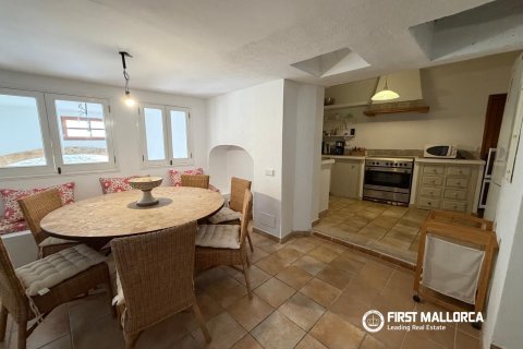 Villa till salu i Pollenca, Mallorca, Spanien 6 sovrum, 442 kvm. Nr. 196353 - foto 12