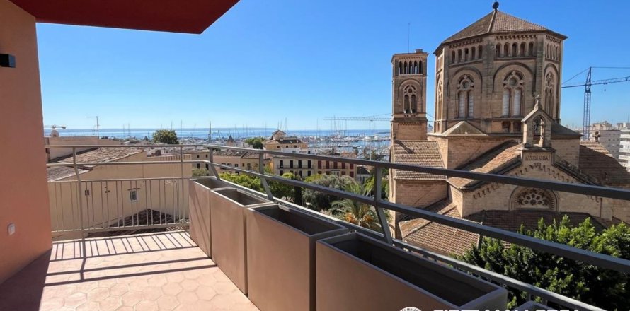 Wohnung in Palma de Majorca, Mallorca, Spanien 3 Schlafzimmer, 135 m2 Nr. 196356
