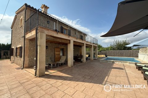 Villa in Pollenca, Mallorca, Spanien 5 Schlafzimmer, 226 m2 Nr. 196355
