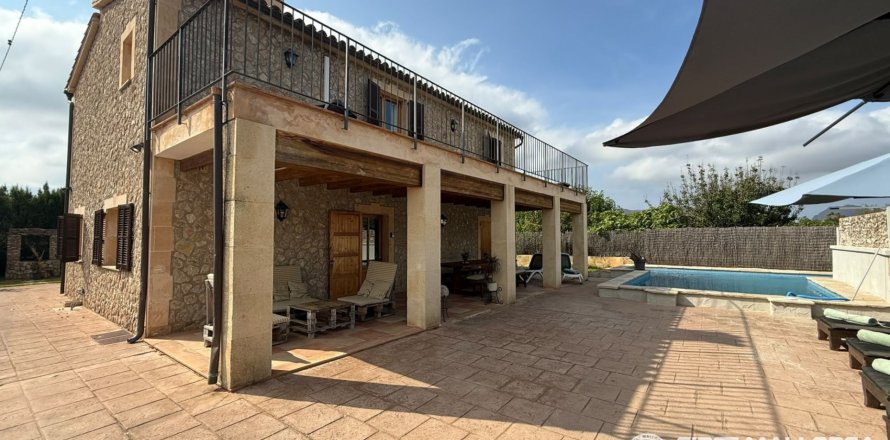 Villa in Pollenca, Mallorca, Spanien 5 Schlafzimmer, 226 m2 Nr. 196355