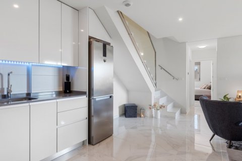 Apartamento en venta en Alicante, España 3 dormitorios, 72 m2 No. 145283 - foto 11