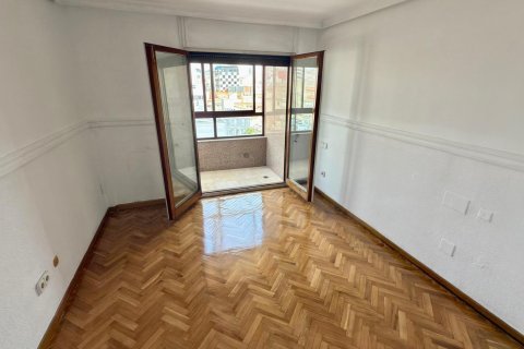 Attico in vendita a Alicante, Spagna 6 camere da letto, 391 mq. N° 165604 - foto 19