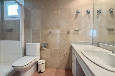 Attico in vendita a Alicante, Spagna 6 camere da letto, 391 mq. N° 165604 - foto 23