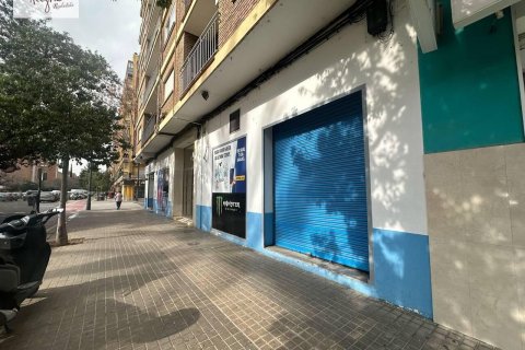 Commercial property in Valencia, Spain 415 sq.m. No. 165605