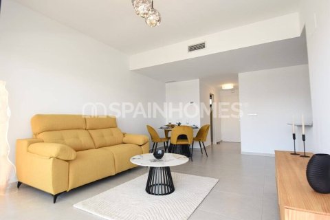 Apartamento en venta en Orihuela, Alicante, España 2 dormitorios, 71 m2 No. 181379 - foto 3
