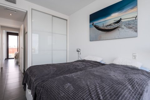 Huoneisto myytävänä Cabo Roig, Alicante, Espanja, 3 makuuhuonetta, 94 m2 No. 148623 - kuva 26