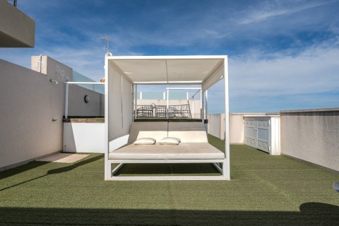 Huoneisto myytävänä Cabo Roig, Alicante, Espanja, 3 makuuhuonetta, 94 m2 No. 148623 - kuva 10