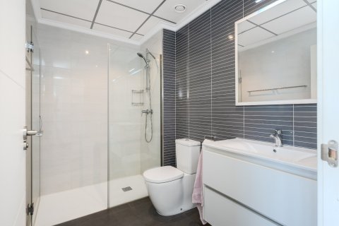Huoneisto myytävänä Cabo Roig, Alicante, Espanja, 3 makuuhuonetta, 94 m2 No. 148623 - kuva 27