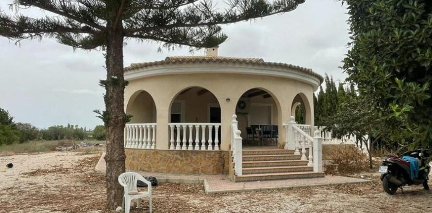 Villa en Daya Vieja, Alicante, España 3 dormitorios, 160 m2 No. 149797