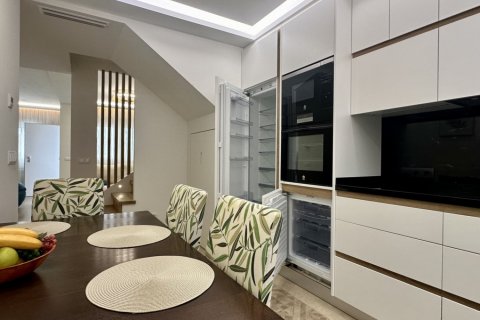 Townhouse for sale in Alicante, Spain 3 bedrooms, 170 sq.m. No. 149793 - photo 17