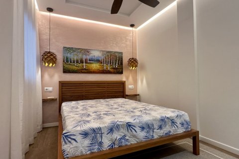 Townhouse for sale in Alicante, Spain 3 bedrooms, 170 sq.m. No. 149793 - photo 14