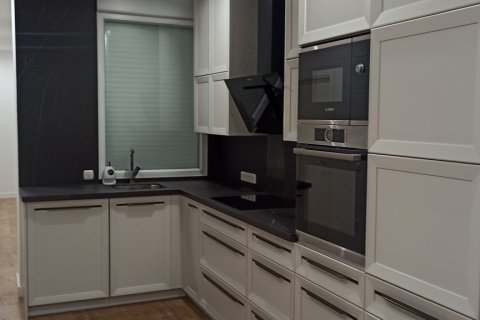 Apartment for rent in Madrid, Spain 3 bedrooms, 160 sq.m. No. 168555 - photo 21