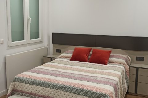 Apartment for rent in Madrid, Spain 3 bedrooms, 160 sq.m. No. 168555 - photo 5