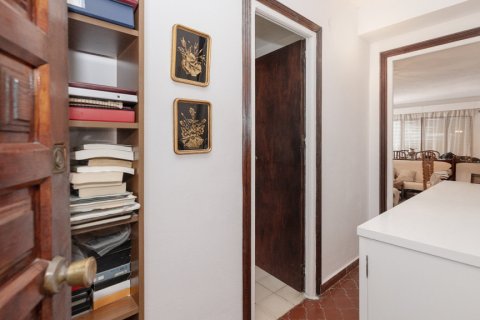 Apartment for sale in Estepona, Malaga, Spain 3 bedrooms, 117 sq.m. No. 168556 - photo 11