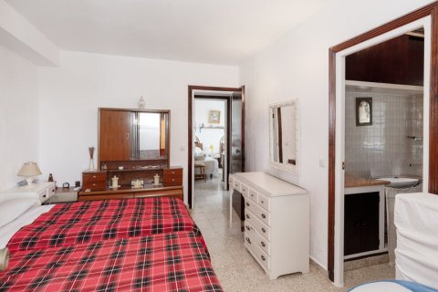 Apartment for sale in Estepona, Malaga, Spain 3 bedrooms, 117 sq.m. No. 168556 - photo 16