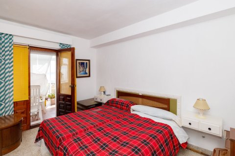 Apartment for sale in Estepona, Malaga, Spain 3 bedrooms, 117 sq.m. No. 168556 - photo 15