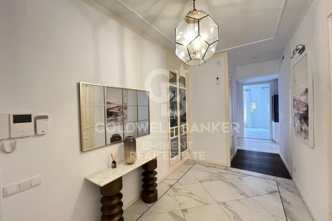 Apartment for rent in Barcelona, Spain 3 bedrooms, 90 sq.m. No. 160481 - photo 3