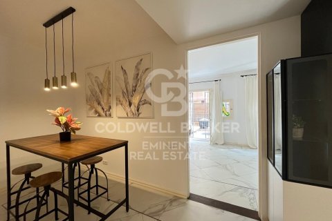 Apartment for rent in Barcelona, Spain 3 bedrooms, 90 sq.m. No. 160481 - photo 8