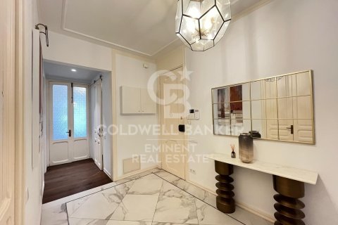 Apartment for rent in Barcelona, Spain 3 bedrooms, 90 sq.m. No. 160481 - photo 2